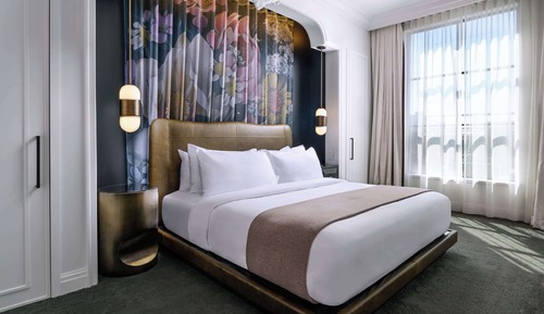 Suite, 1 cama de matrimonio grande, accesible para personas con discapacidad (Mobility & Hearing)
