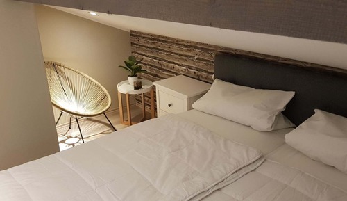 Apartamento, 2 habitaciones, balcón