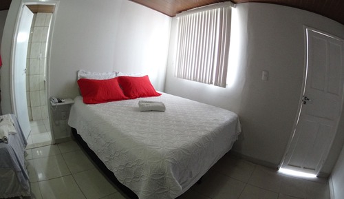 Habitación económica con 1 cama doble o 2 individuales