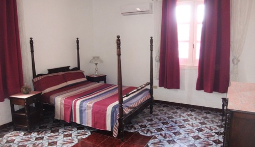 1 Bed Room, 2 Beds