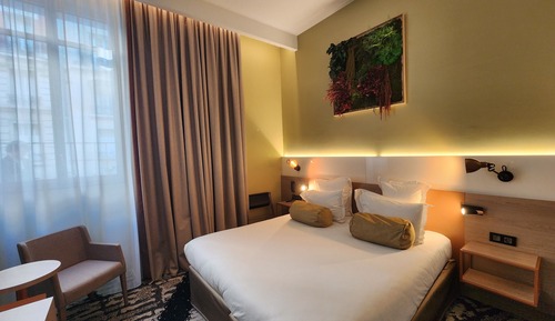Habitación clásica con 1 cama doble o 2 individuales, planta baja