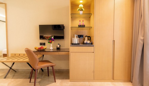 Super Deluxe Room