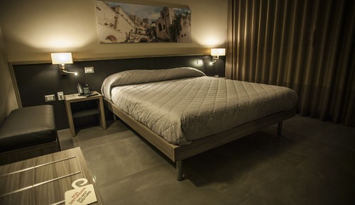 Habitación triple Deluxe, accesible para personas con discapacidad, vistas a la colina