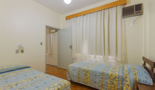 Habitación estándar con 2 camas individuales (Acesso por escada)