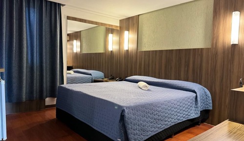 Habitación superior con 2 camas individuales
