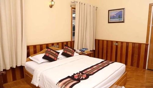 Bungalow superior, 2 camas individuales, en la zona del jardín
