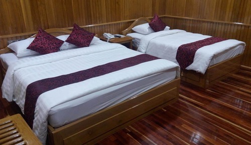 Bungalow familiar, 1 cama doble, vistas al jardín, en la zona del jardín