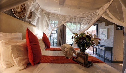 Habitación superior, vistas al jardín