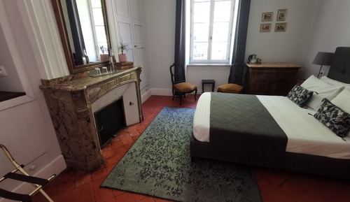 Habitación económica doble, 1 cama doble, vistas al río