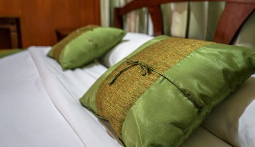  Standard Twin Bedded Room