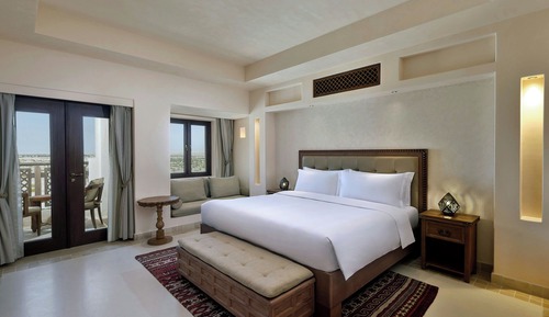 Habitación Deluxe, 1 cama de matrimonio grande, balcón, vistas a la piscina