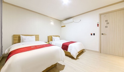 Habitación estándar con 2 camas individuales
