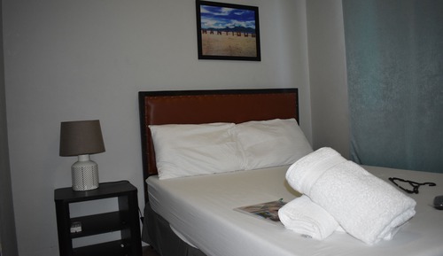 Habitación básica, 1 cama doble, baño privado