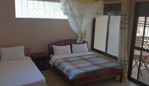 Habitación familiar, vistas al jardín