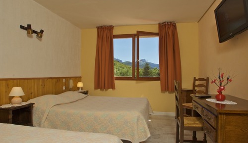 Habitación triple Deluxe, no fumadores, vistas a la montaña