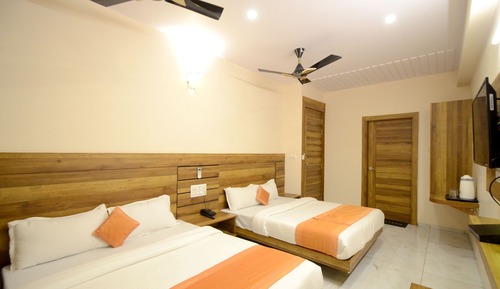 Suite estudio familiar, 2 camas de matrimonio, no fumadores