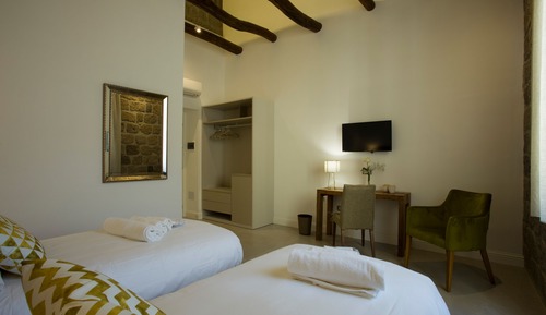 Habitación superior con 1 cama doble o 2 individuales (Terra mia)