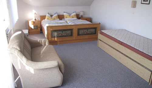 Apartamento, en edificio anexo