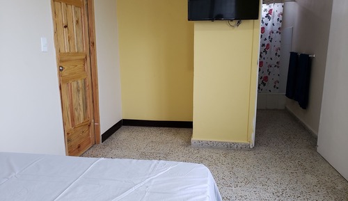 Habitación básica doble, 1 cama de matrimonio, no fumadores