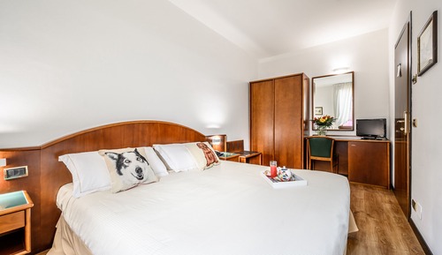 Habitación económica doble, 1 cama de matrimonio
