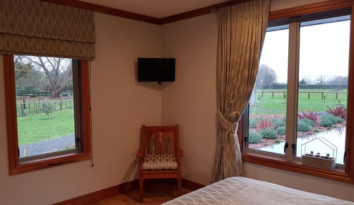 Habitación Deluxe doble, 1 cama de matrimonio grande, baño privado, vistas al jardín (Jasmine)