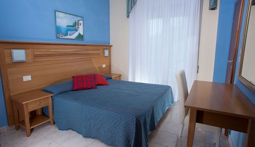 Habitación con 1 cama doble o 2 individuales