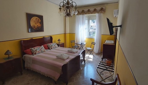 Habitación clásica doble, 1 cama de matrimonio, no fumadores, baño privado