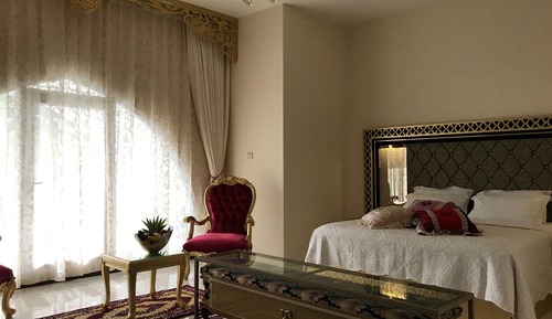 Sultan Suite with Sea View