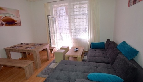 Apartamento, varias habitaciones (36-00)