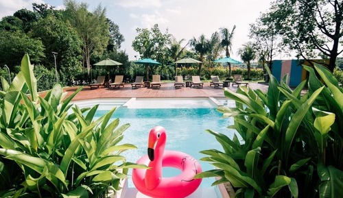 Premier Pool Access