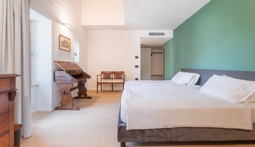 Suite junior, balcón