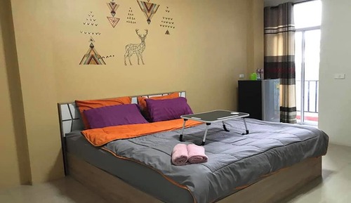 Superior King Room with City View