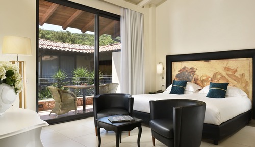 Suite junior, 1 cama de matrimonio grande, balcón, vistas al patio