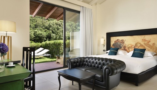 Suite junior, patio, vistas al jardín