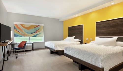 Habitación, 2 camas de matrimonio, accesible para personas con discapacidad (Hearing)