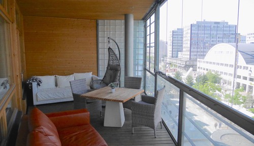 Apartamento de lujo, 2 habitaciones, sauna, vistas a la ciudad