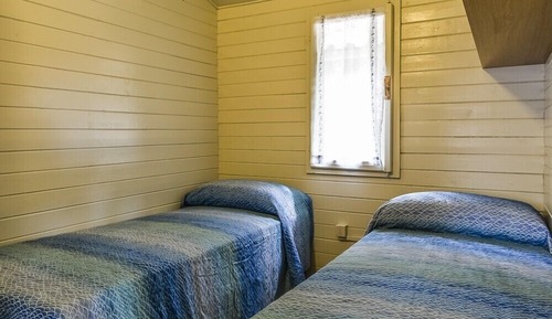 Bungalow (4 pax)