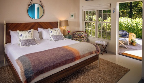 Basic Beach King Rooms