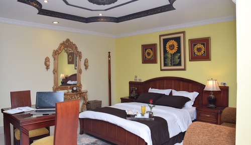 Suite Deluxe, 1 cama de matrimonio, baño privado