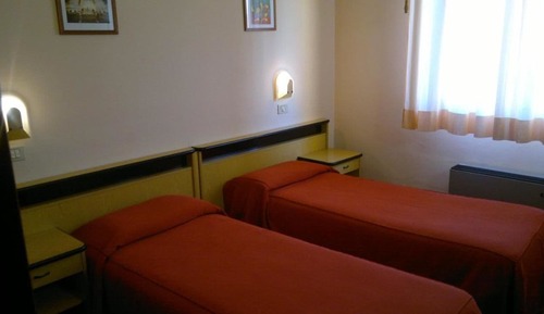 Habitación estándar con 2 camas individuales, 2 camas individuales, vistas a la ciudad