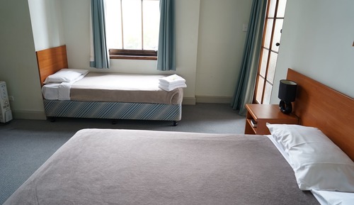 Habitación Confort, varias camas