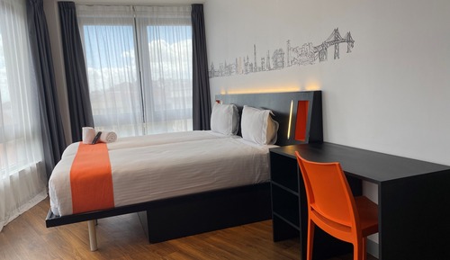 Habitación superior con 2 camas individuales