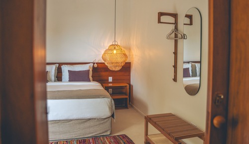 Habitación con 1 cama doble o 2 individuales, balcón