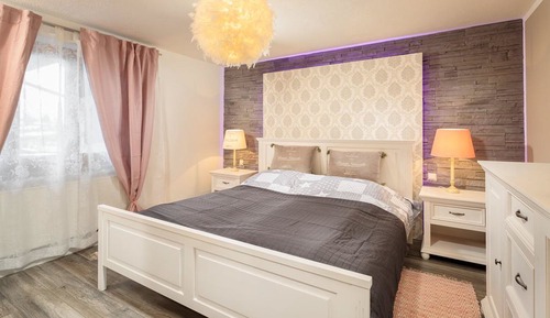 Apartamento familiar, 2 camas de matrimonio, cocina, en la zona del patio