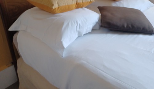 Habitación económica doble (salle de bain hors chambre)