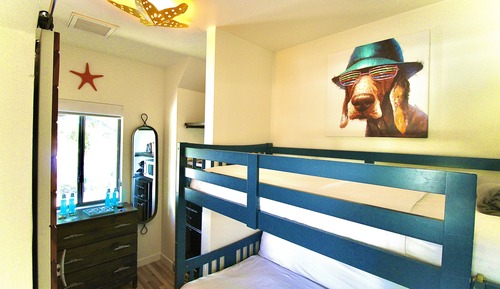 Habitación familiar, varias camas (1 King Bed and 1 Bunk Bed)