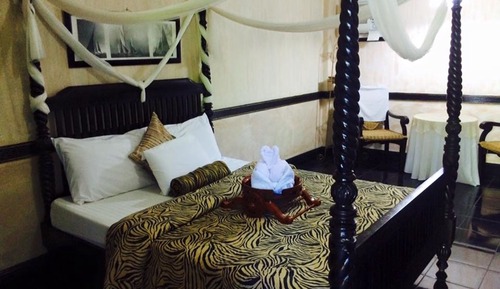Suite (Annex)