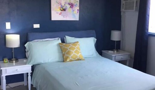 1-Bedroom Studio Apartment