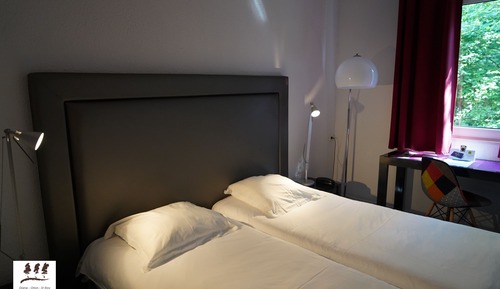 Habitación con 2 camas individuales