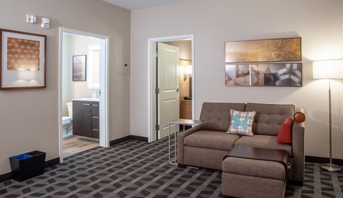 Suite, 1 habitación (Mobility/Hearing Access, Roll-In Shwr)